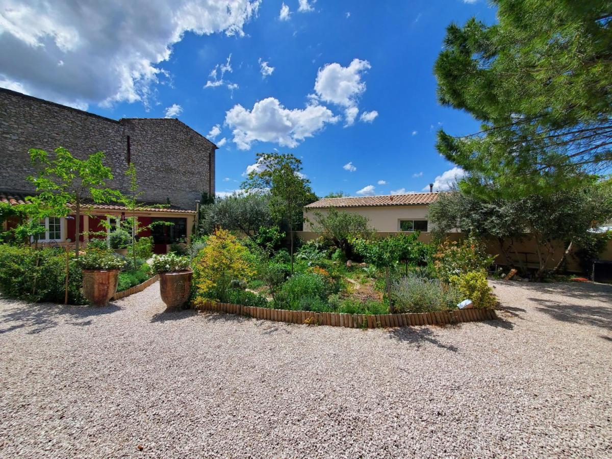 La Dolce Vita - Studio dans propriété avec piscine Montpeyroux  Exterior foto